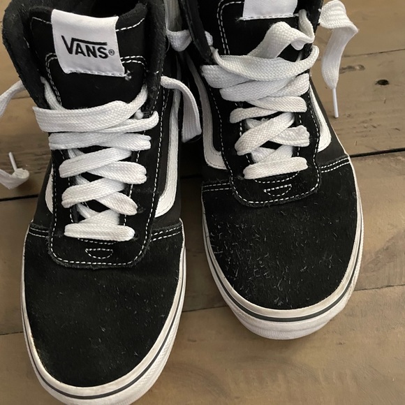 high top old skool vans. Size 4 youth - Picture 6 of 6